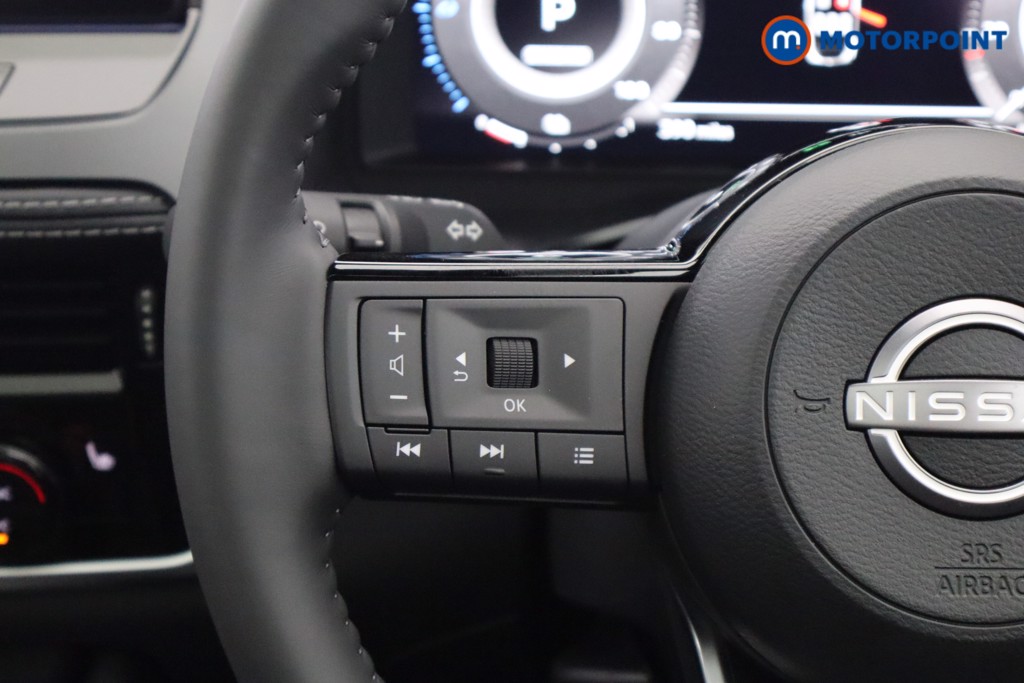 Nissan Qashqai Tekna Automatic Petrol-Electric Hybrid SUV - Stock Number (1572405) - 4th supplementary image