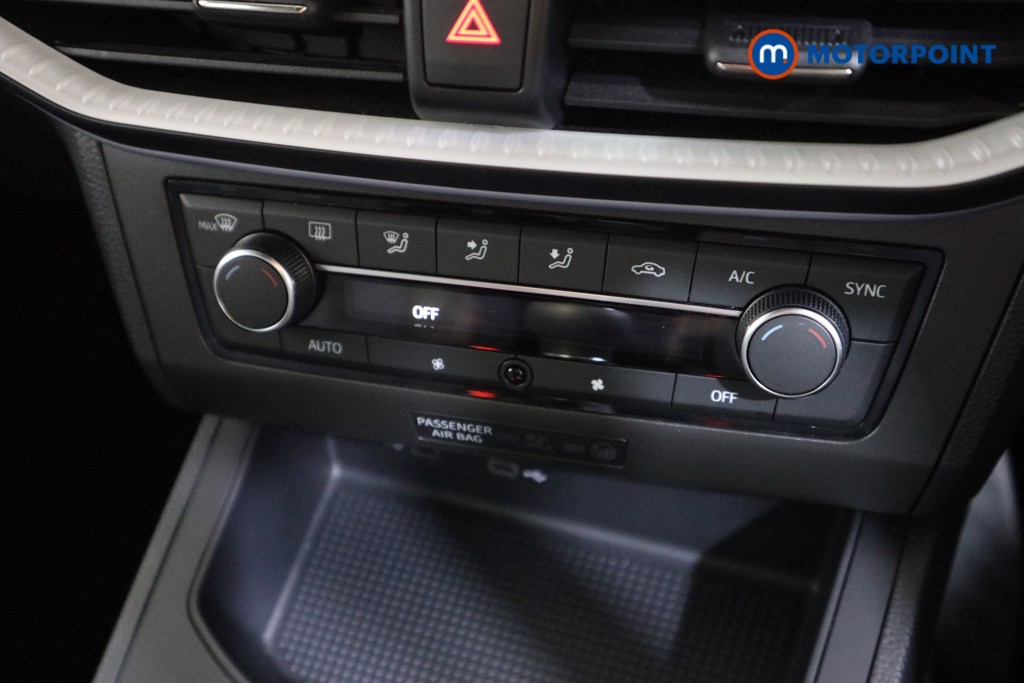 Seat Ibiza FR Manual Petrol Hatchback - Stock Number (1572432) - 7th supplementary image
