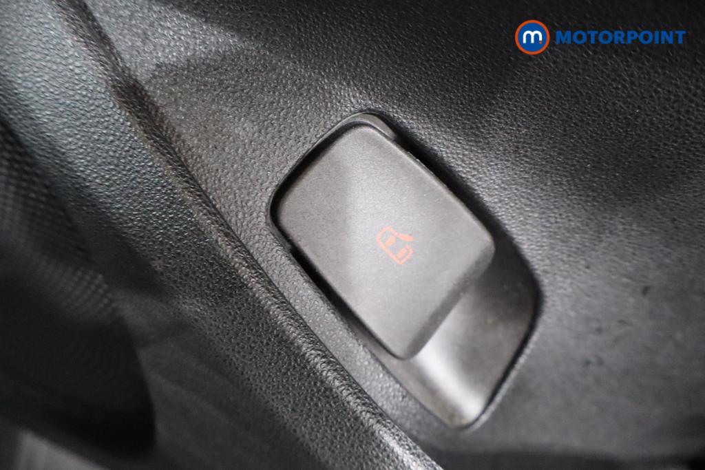 Fiat 500 RED Automatic Electric Hatchback - Stock Number (1572679) - 19th supplementary image