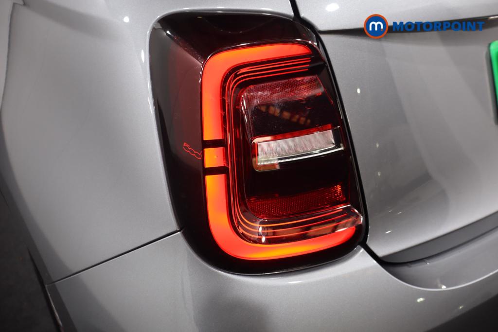Fiat 500 RED Automatic Electric Hatchback - Stock Number (1572679) - 34th supplementary image