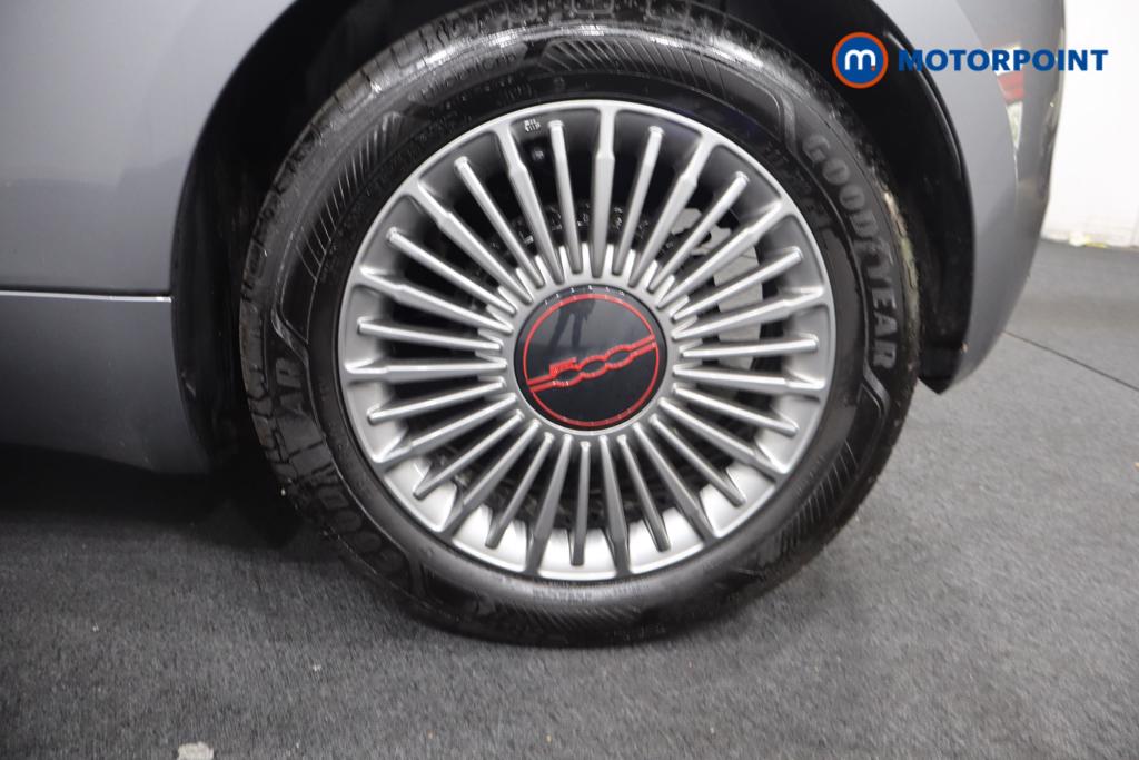 Fiat 500 RED Automatic Electric Hatchback - Stock Number (1572679) - 42nd supplementary image