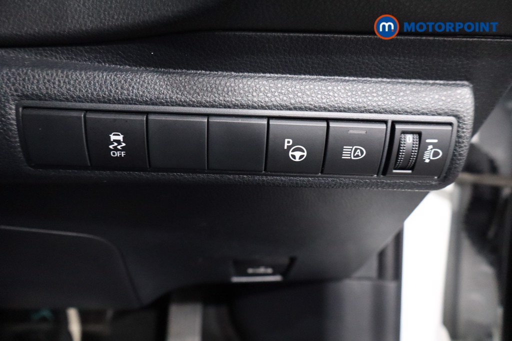 Toyota Corolla Gr Sport Automatic Petrol-Electric Hybrid Hatchback - Stock Number (1573306) - 23rd supplementary image
