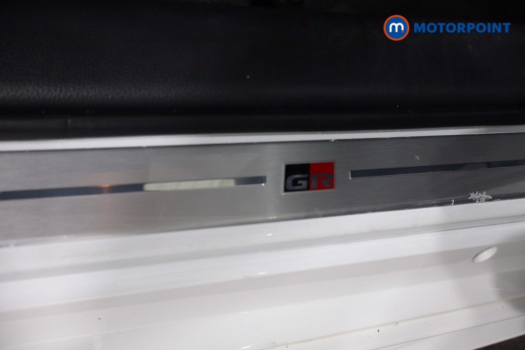 Toyota Corolla Gr Sport Automatic Petrol-Electric Hybrid Hatchback - Stock Number (1573306) - 24th supplementary image