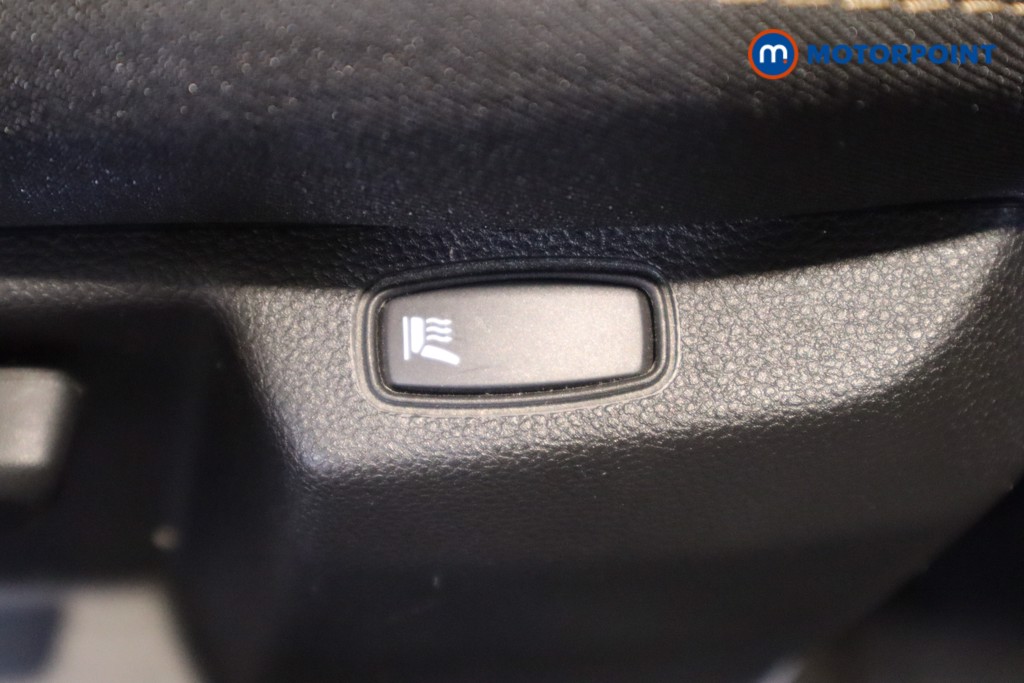 Dacia Duster Extreme Automatic Petrol SUV - Stock Number (1573312) - 16th supplementary image