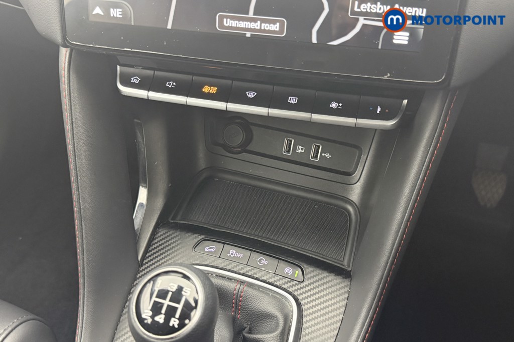 Mg Motor Uk ZS Exclusive Manual Petrol SUV - Stock Number (1573313) - 4th supplementary image