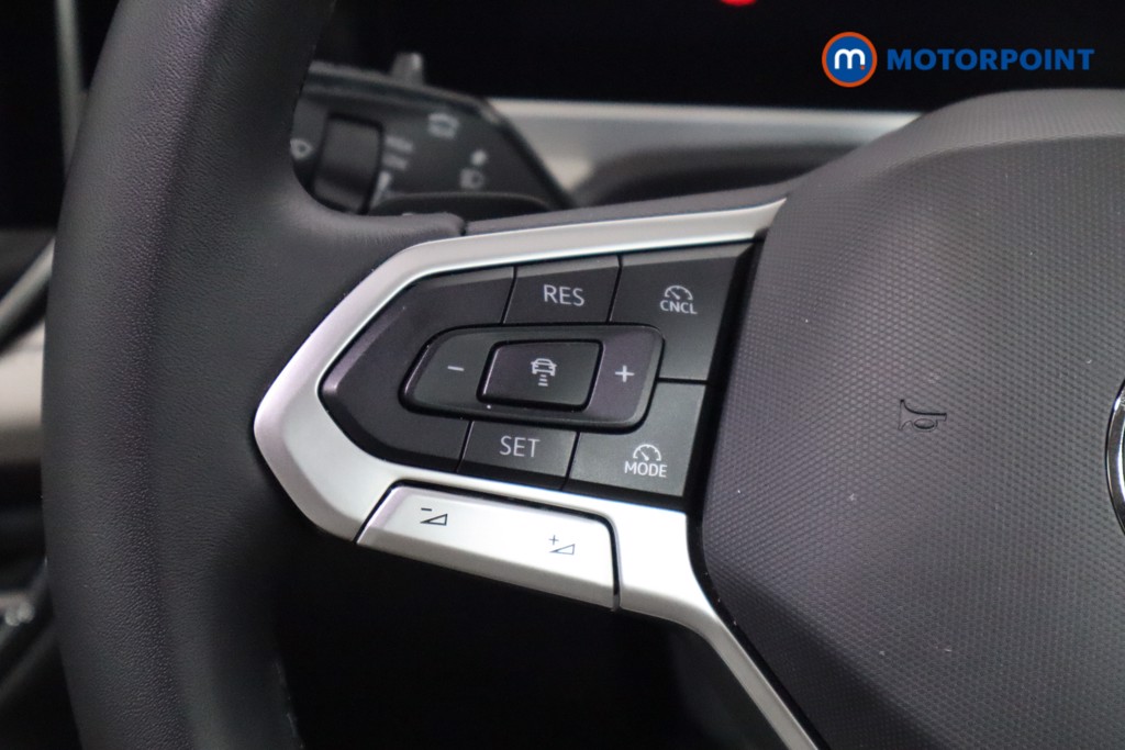 Volkswagen Passat Life Automatic Petrol Plug-In Hybrid Estate - Stock Number (1573330) - 7th supplementary image