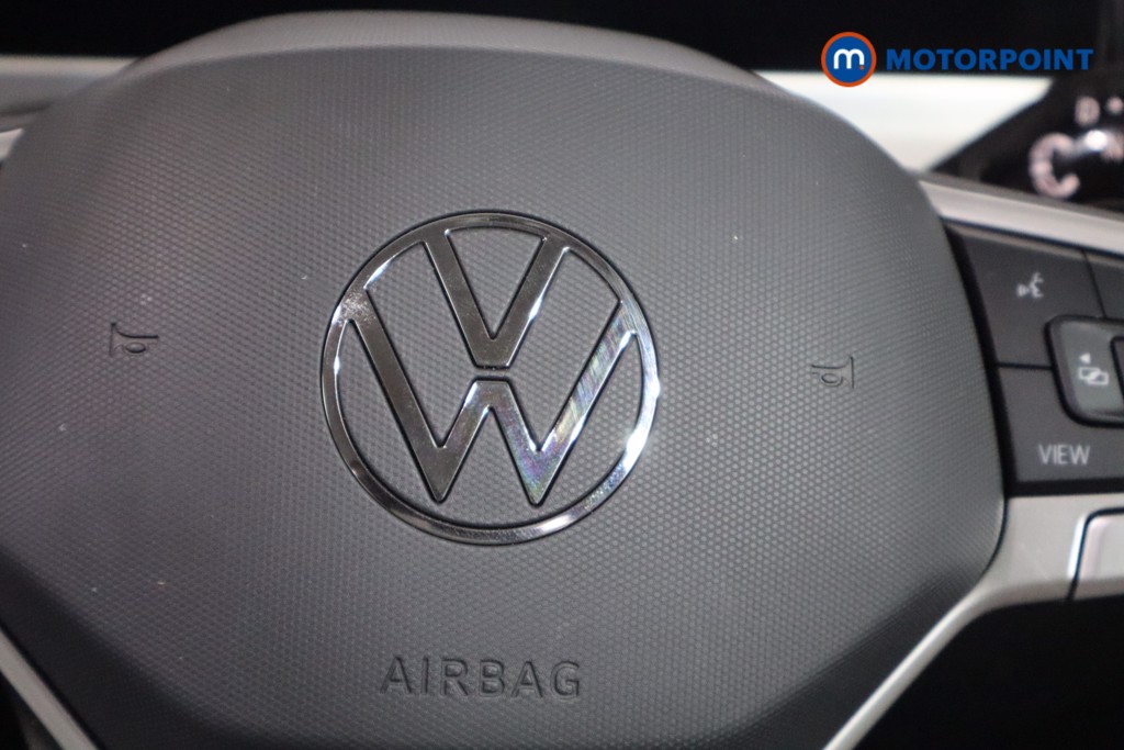 Volkswagen Passat Life Automatic Petrol Plug-In Hybrid Estate - Stock Number (1573330) - 15th supplementary image