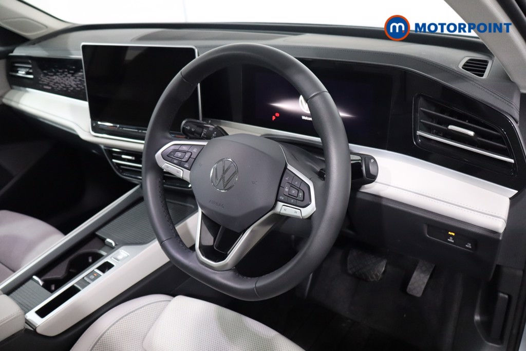 Volkswagen Passat Life Automatic Petrol Plug-In Hybrid Estate - Stock Number (1573330) - 24th supplementary image