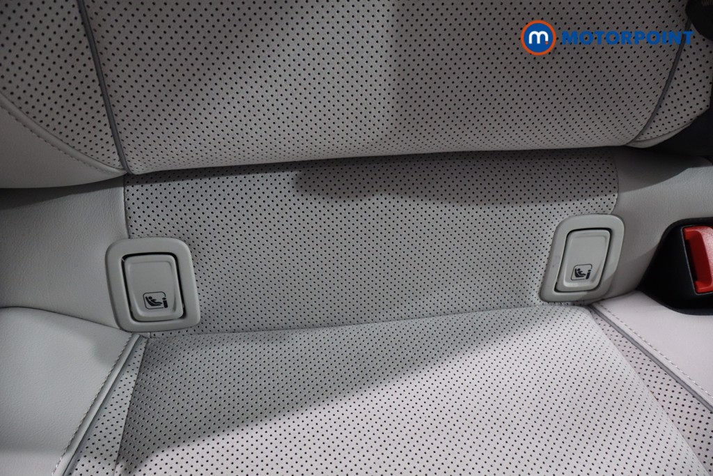 Volkswagen Passat Life Automatic Petrol Plug-In Hybrid Estate - Stock Number (1573330) - 26th supplementary image