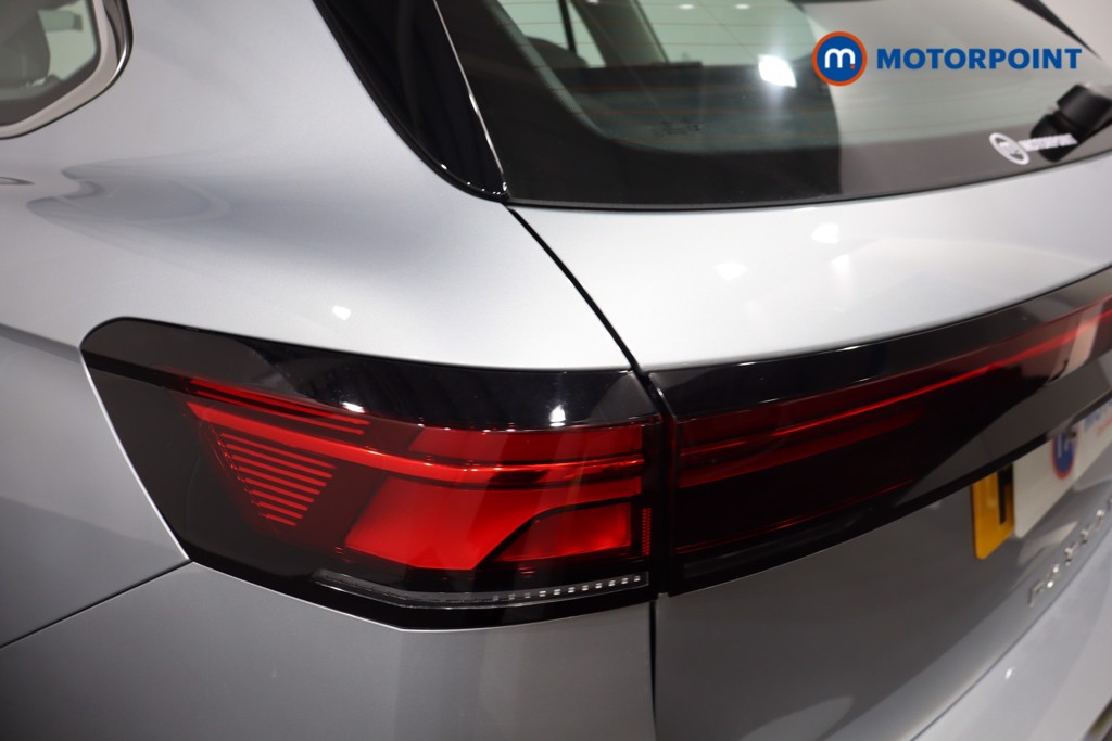 Volkswagen Passat Life Automatic Petrol Plug-In Hybrid Estate - Stock Number (1573330) - 34th supplementary image