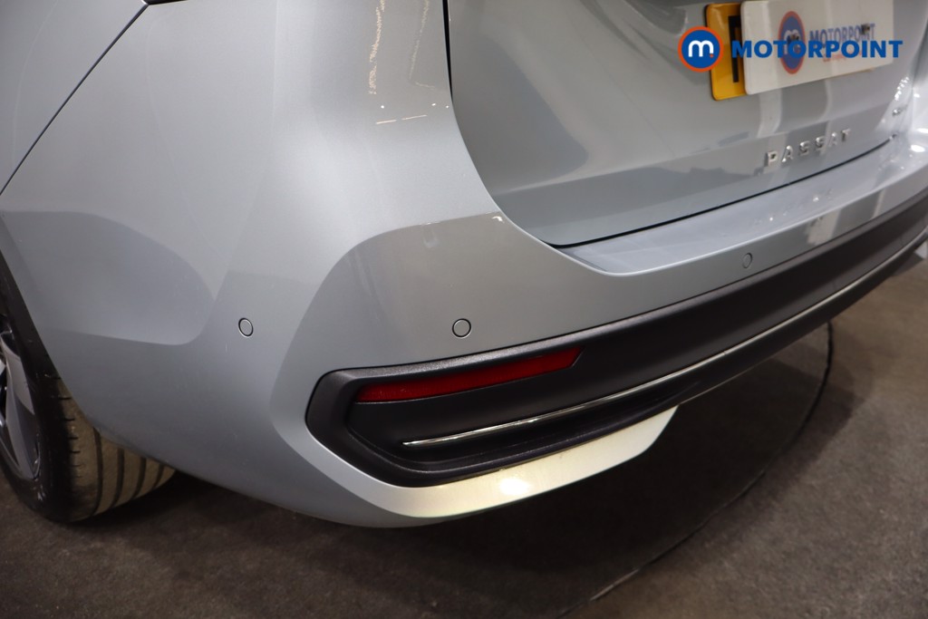 Volkswagen Passat Life Automatic Petrol Plug-In Hybrid Estate - Stock Number (1573330) - 35th supplementary image