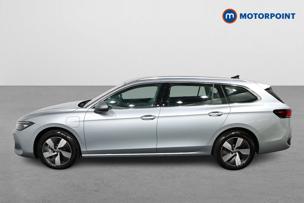 Volkswagen Passat Life Automatic Petrol Plug-In Hybrid Estate - Stock Number (1573330) - Passenger side