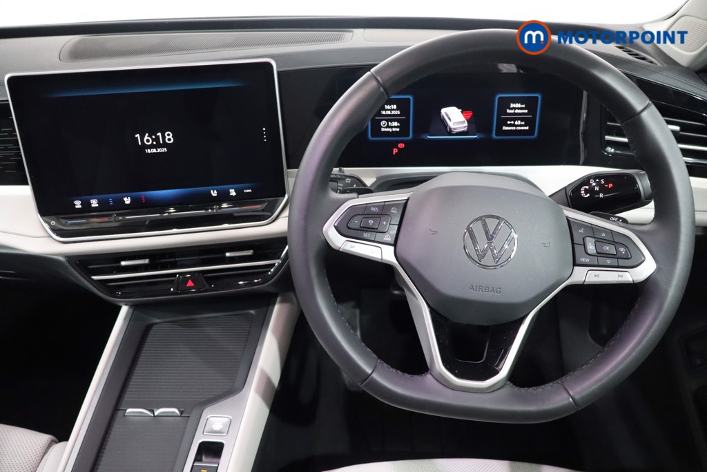 Volkswagen Passat Life Automatic Petrol Plug-In Hybrid Estate - Stock Number (1573335) - 3rd supplementary image