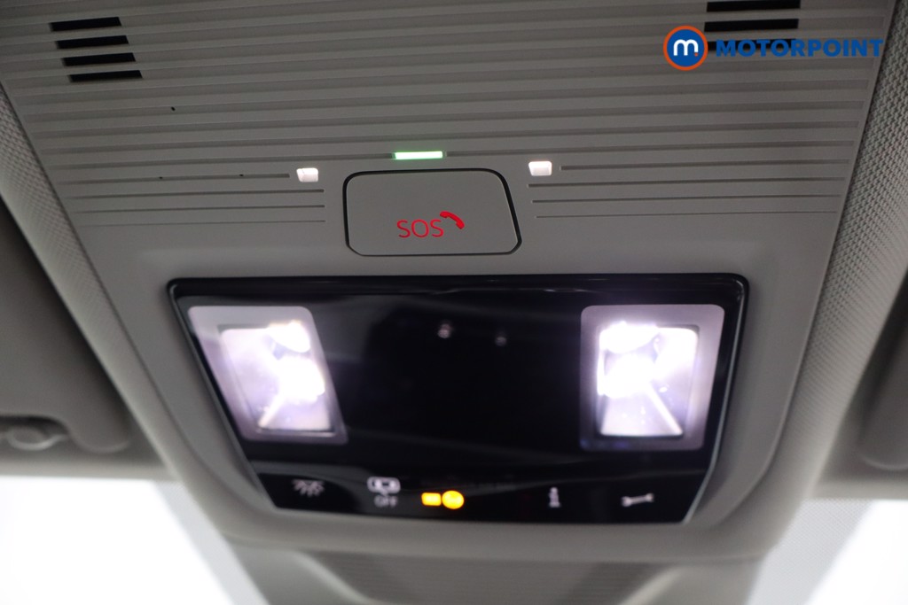 Volkswagen Passat Life Automatic Petrol Plug-In Hybrid Estate - Stock Number (1573335) - 22nd supplementary image