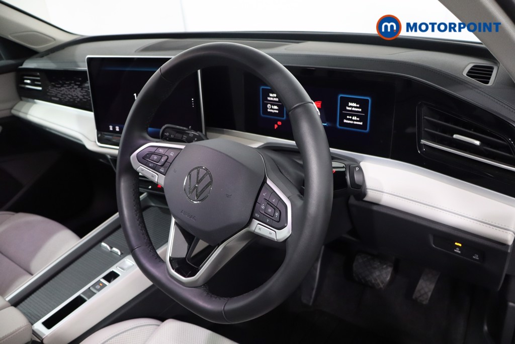 Volkswagen Passat Life Automatic Petrol Plug-In Hybrid Estate - Stock Number (1573335) - 24th supplementary image