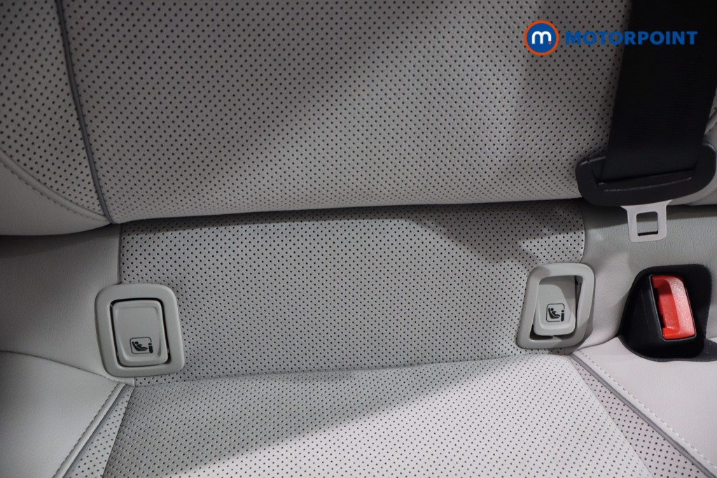 Volkswagen Passat Life Automatic Petrol Plug-In Hybrid Estate - Stock Number (1573335) - 26th supplementary image