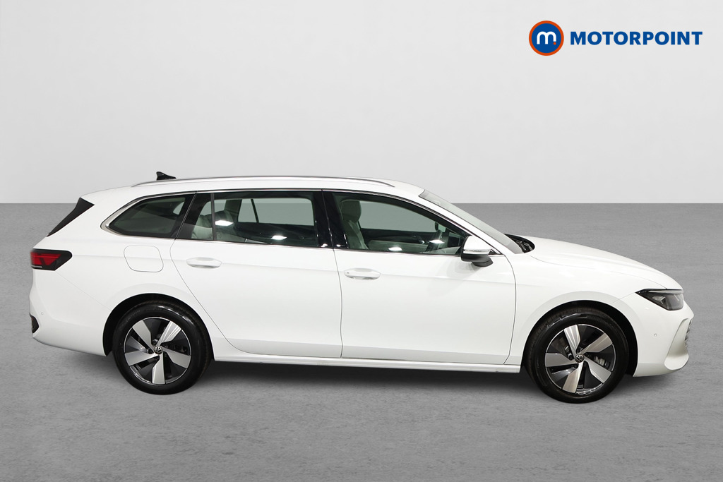 Volkswagen Passat Life Automatic Petrol Plug-In Hybrid Estate - Stock Number (1573335) - Drivers side