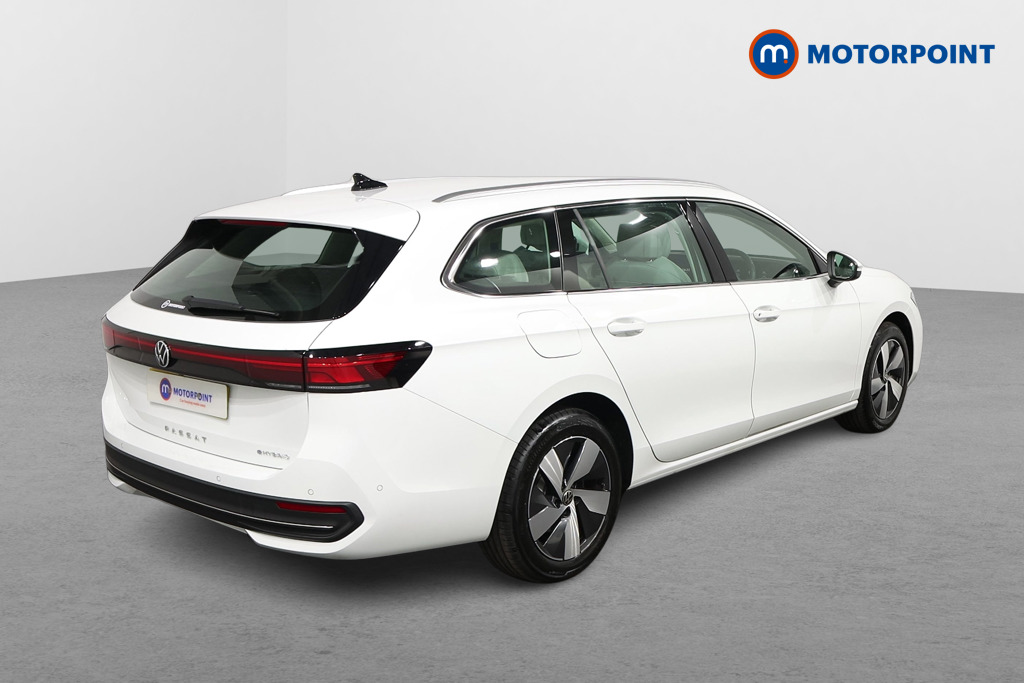 Volkswagen Passat Life Automatic Petrol Plug-In Hybrid Estate - Stock Number (1573335) - Drivers side rear corner