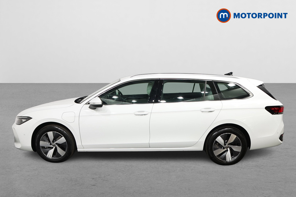 Volkswagen Passat Life Automatic Petrol Plug-In Hybrid Estate - Stock Number (1573335) - Passenger side