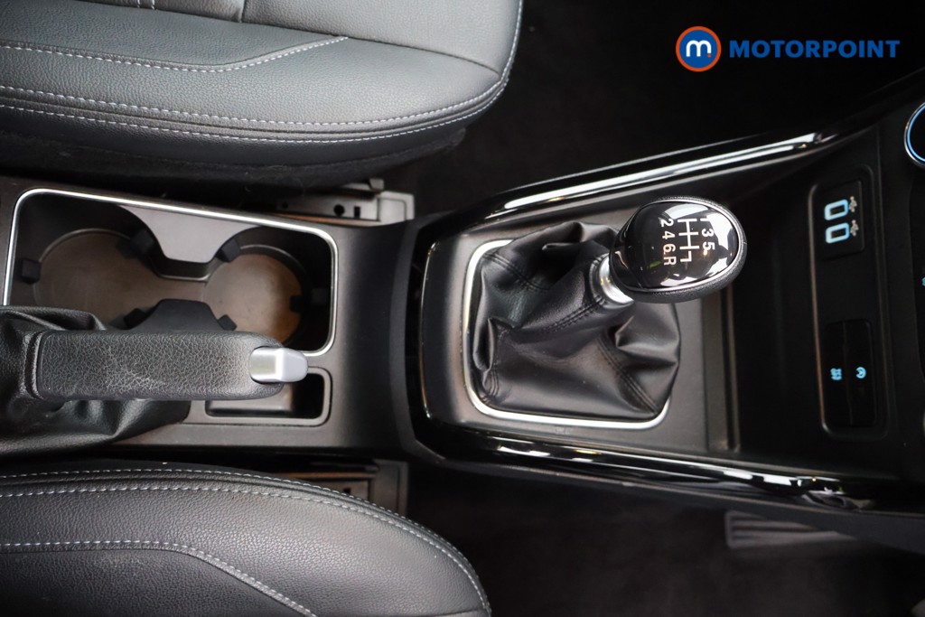 Ford Ecosport Active Manual Petrol SUV - Stock Number (1552620) - 6th supplementary image