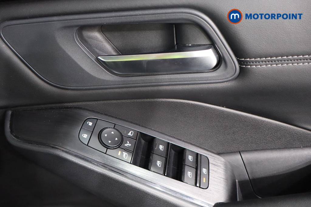 Nissan Qashqai Acenta Premium Manual Petrol SUV - Stock Number (1554623) - 12th supplementary image