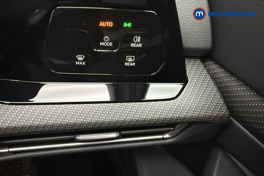 Volkswagen Golf R-Line Automatic Petrol Hatchback - Stock Number (1556653) - 17th supplementary image