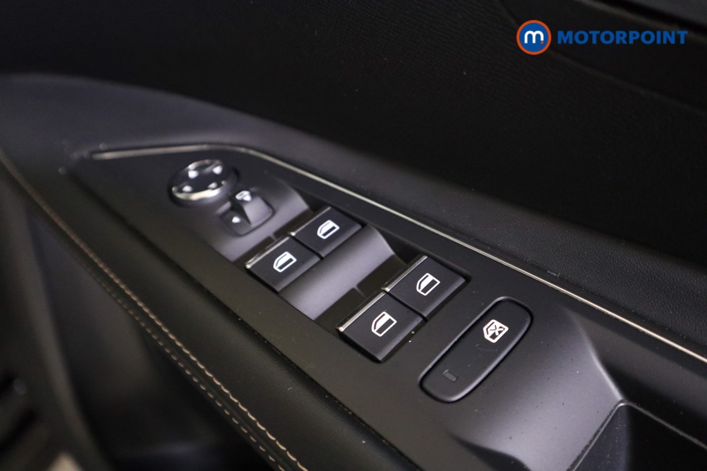 Peugeot 3008 Gt Premium Automatic Petrol Plug-In Hybrid SUV - Stock Number (1558404) - 10th supplementary image