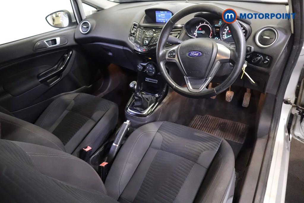 Ford Fiesta Zetec Manual Petrol Hatchback - Stock Number (1558418) - 1st supplementary image