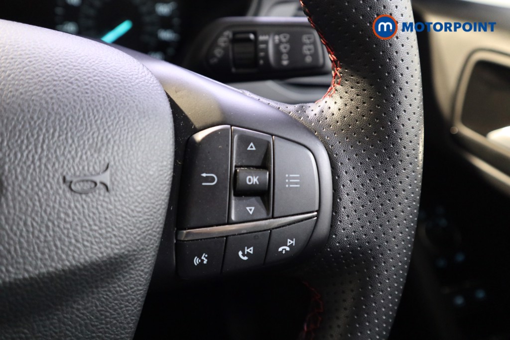 Ford Focus St-Line Manual Petrol Hatchback - Stock Number (1558592) - 4th supplementary image