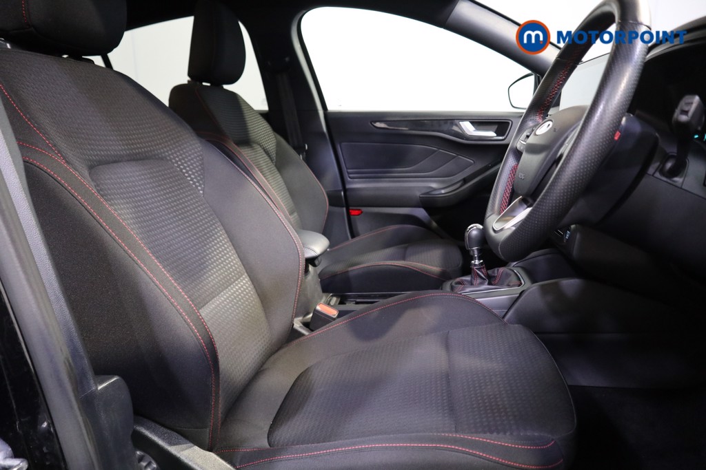 Ford Focus St-Line Manual Petrol Hatchback - Stock Number (1558592) - 11th supplementary image