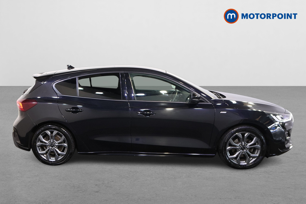 Ford Focus St-Line Manual Petrol Hatchback - Stock Number (1558592) - Drivers side