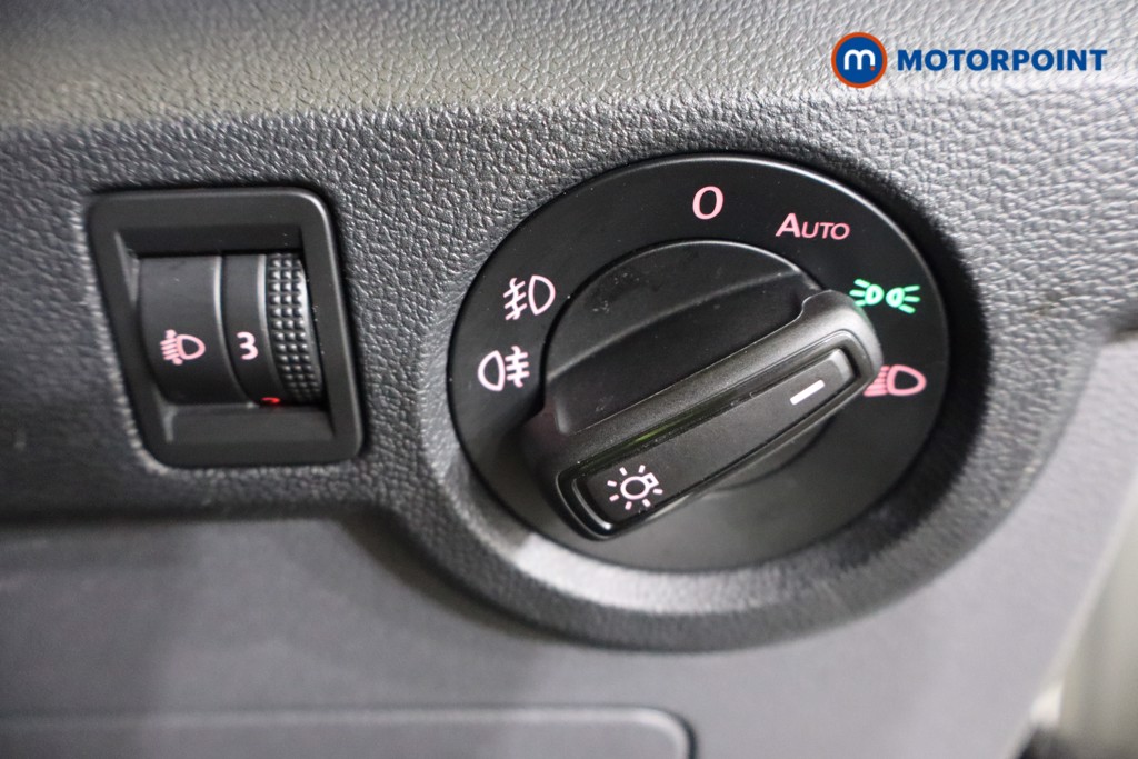 Volkswagen T-Cross SE Manual Petrol SUV - Stock Number (1560101) - 16th supplementary image