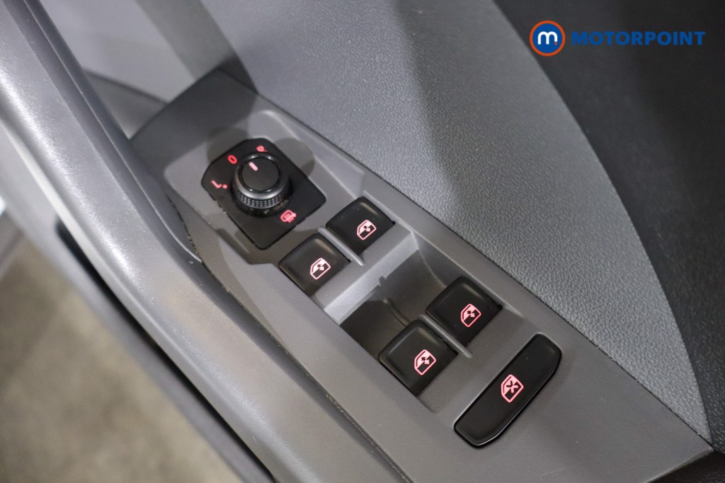 Volkswagen T-Cross SE Manual Petrol SUV - Stock Number (1560101) - 17th supplementary image