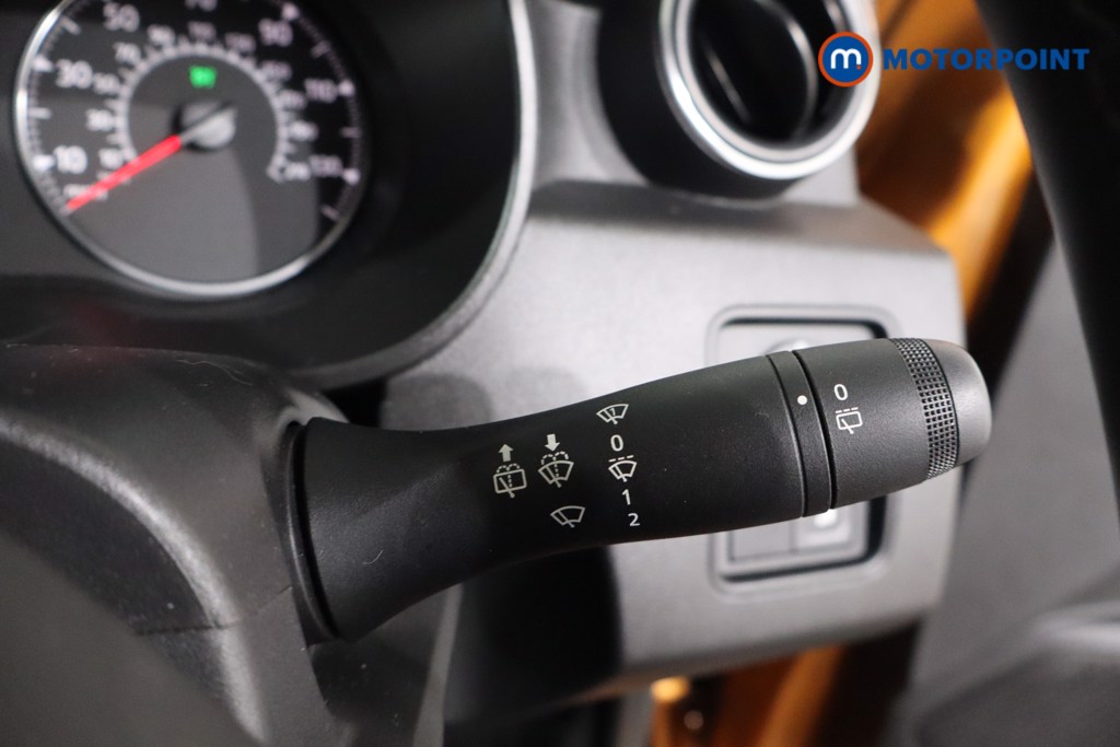 Dacia Duster Prestige Manual Petrol SUV - Stock Number (1561726) - 18th supplementary image