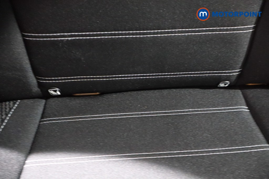 Dacia Duster Prestige Manual Petrol SUV - Stock Number (1561726) - 25th supplementary image