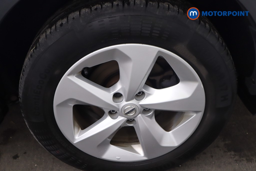 Nissan Qashqai Acenta Premium Manual Petrol SUV - Stock Number (1563716) - 22nd supplementary image