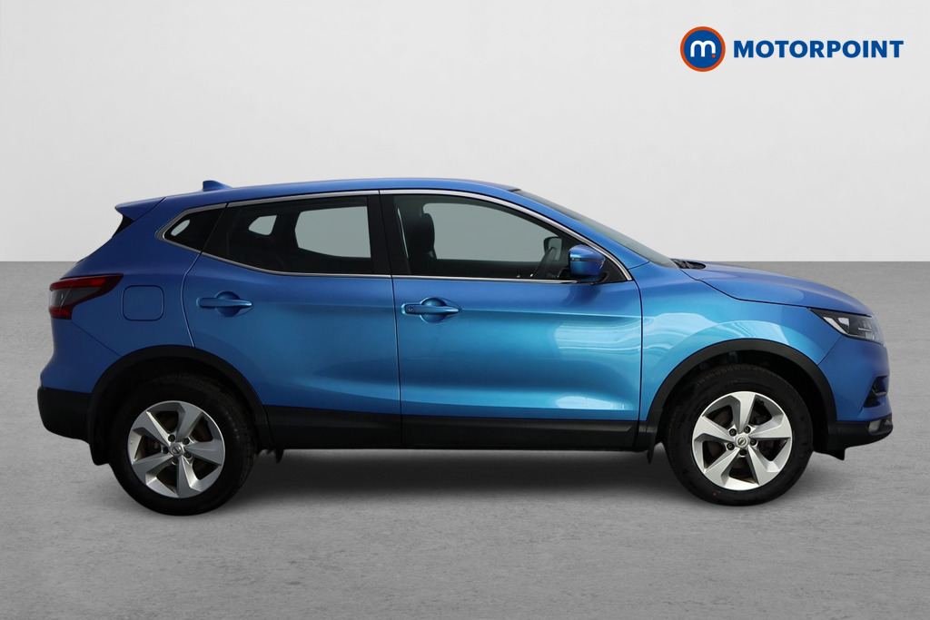 Nissan Qashqai Acenta Premium Manual Petrol SUV - Stock Number (1563716) - Drivers side