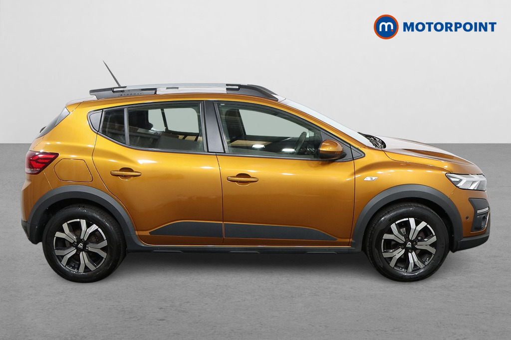 Dacia Sandero Stepway Prestige Automatic Petrol Hatchback - Stock Number (1564638) - Drivers side