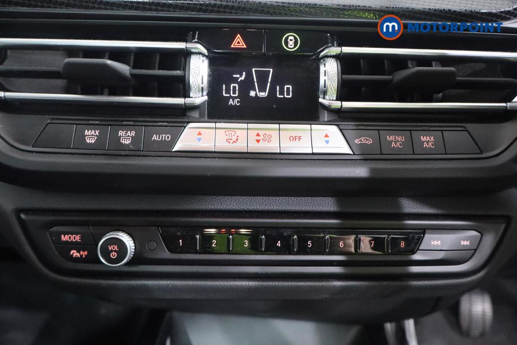 BMW 2 Series Sport Manual Petrol Saloon - Stock Number (1564654) - 3rd supplementary image