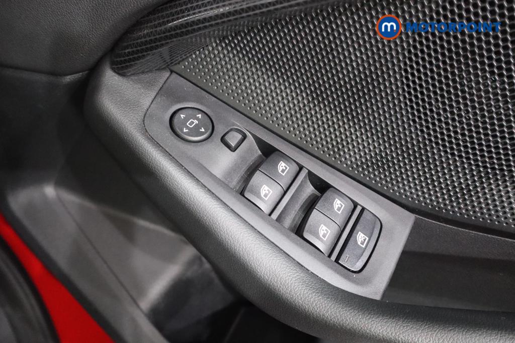 BMW 2 Series Sport Manual Petrol Saloon - Stock Number (1564654) - 12th supplementary image