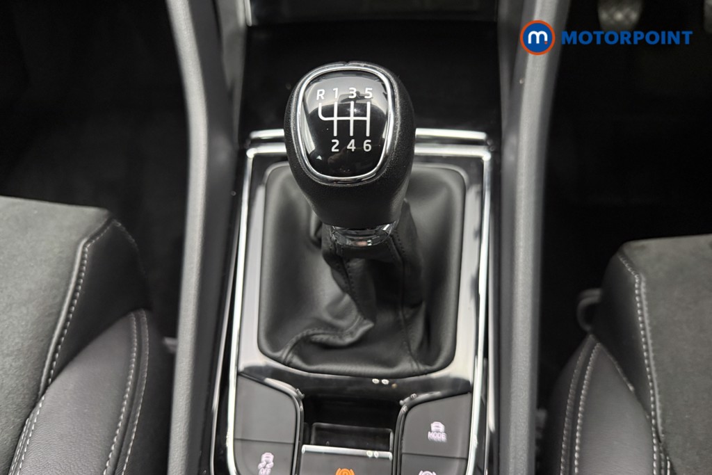 Skoda Karoq Se L Manual Petrol SUV - Stock Number (1564728) - 7th supplementary image