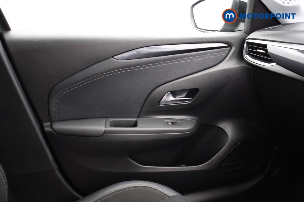 Vauxhall Corsa Elite Nav Premium Manual Petrol Hatchback - Stock Number (1564759) - 8th supplementary image