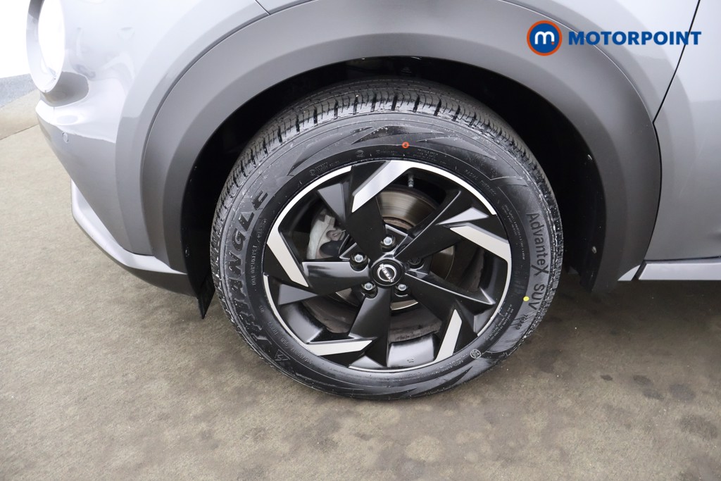 Nissan Juke N-Connecta Automatic Petrol SUV - Stock Number (1564951) - 18th supplementary image