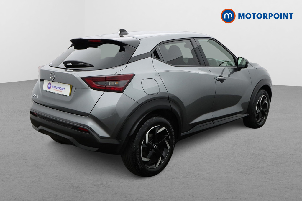 Nissan Juke N-Connecta Automatic Petrol SUV - Stock Number (1564951) - Drivers side rear corner