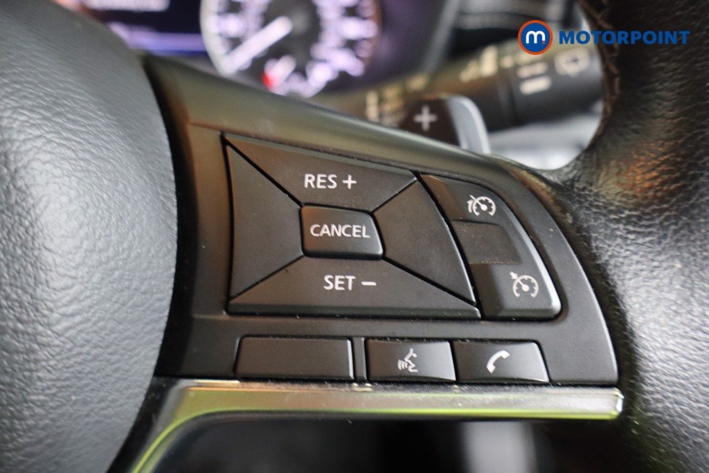 Nissan Juke N-Connecta Automatic Petrol SUV - Stock Number (1564954) - 14th supplementary image