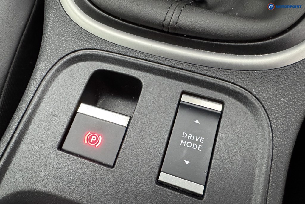 Jeep Avenger Altitude Manual Petrol SUV - Stock Number (1565129) - 15th supplementary image