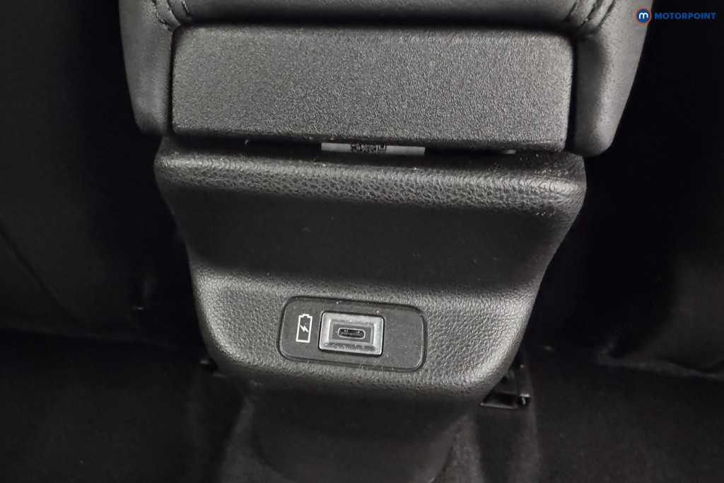 Jeep Avenger Altitude Manual Petrol SUV - Stock Number (1565129) - 23rd supplementary image