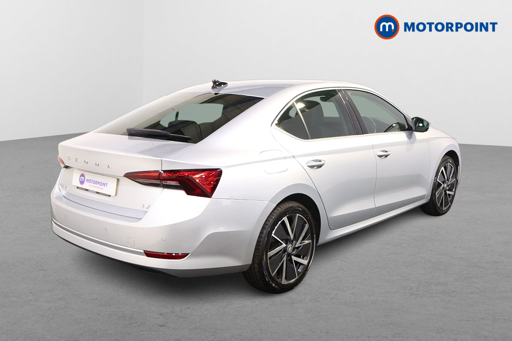 Skoda Octavia Se L Automatic Petrol Plug-In Hybrid Hatchback - Stock Number (1565210) - Drivers side rear corner
