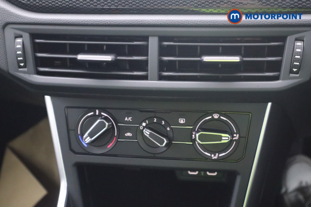 Volkswagen Polo Life Manual Petrol Hatchback - Stock Number (1565362) - 3rd supplementary image