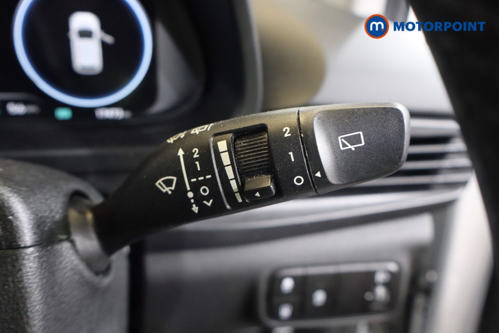 Hyundai Bayon Se Connect Automatic Petrol-Electric Hybrid SUV - Stock Number (1565527) - 15th supplementary image